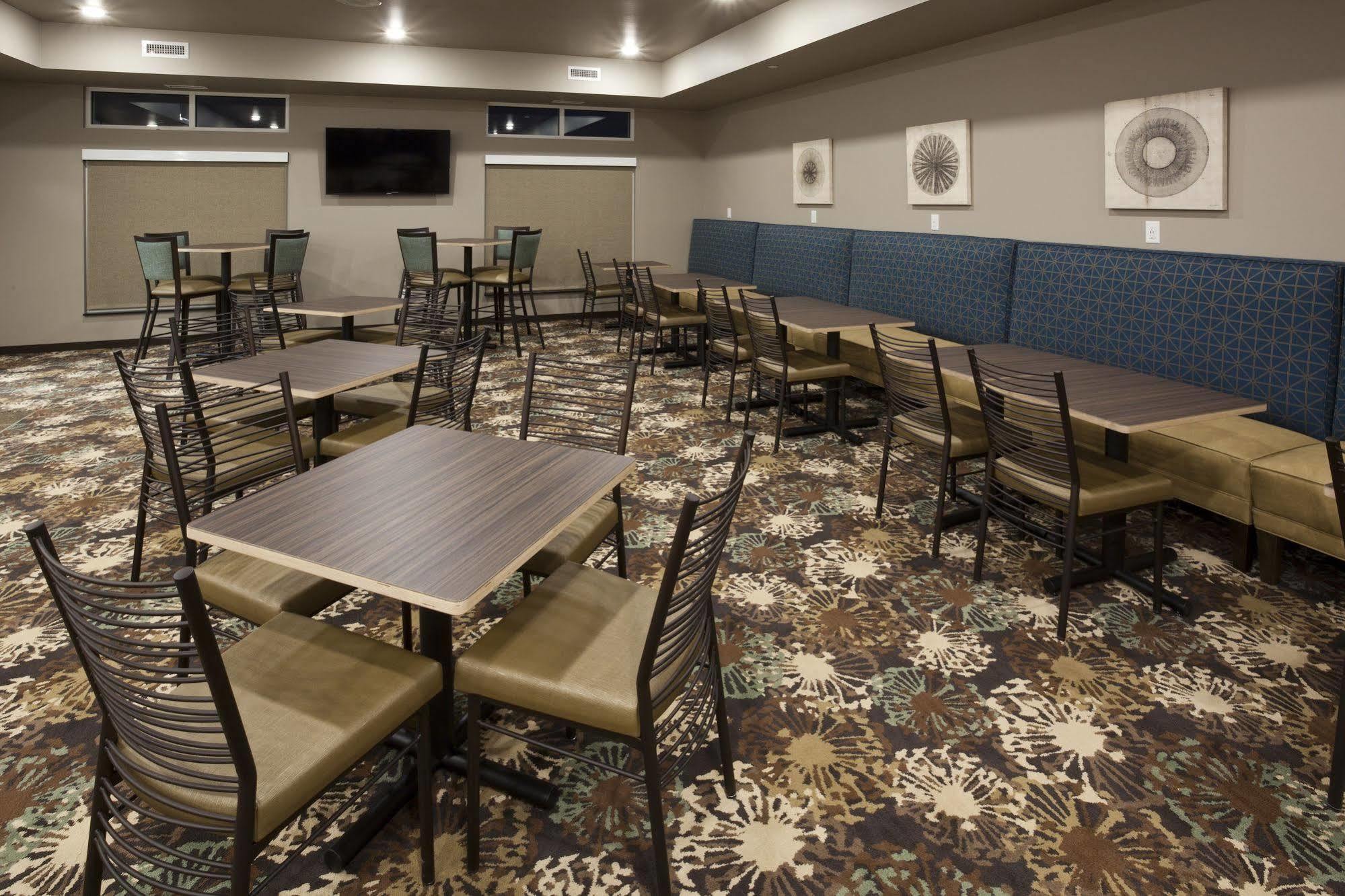 Grandstay Hotel & Suites Valley City Extérieur photo