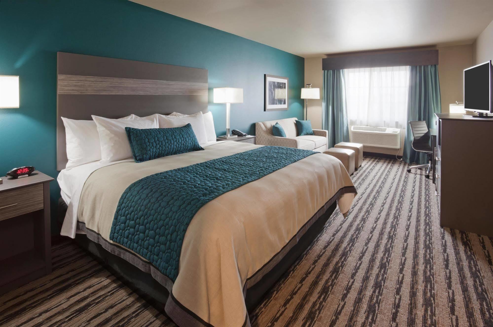 Grandstay Hotel & Suites Valley City Extérieur photo